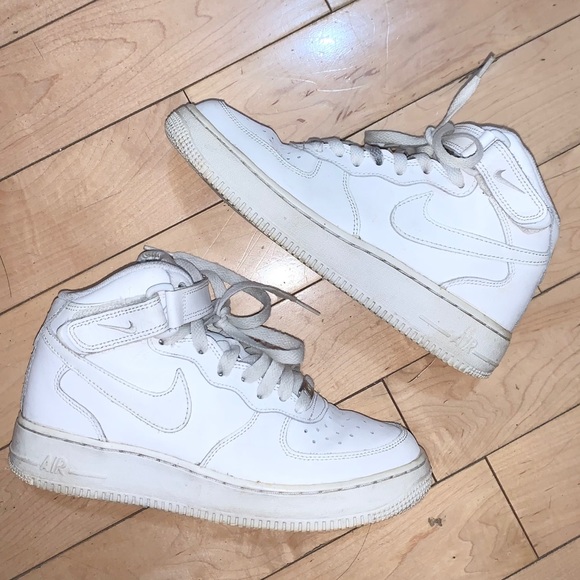 (Flawed) Nike Air Force 1 Mid Top White